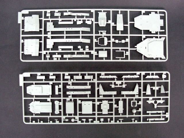 Trumpeter 04514 USSR Navy Sovremenny Class Project 956 Destroyer 1/350 – image 9
