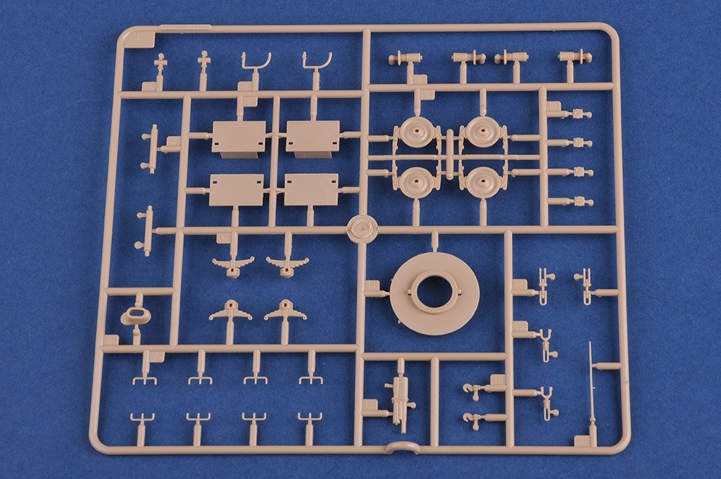 Hobby Boss 82923 Geschutzwagen 1/72 – image 5