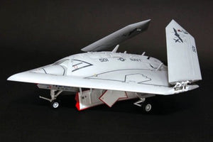 Freedom 18001 U.S Navy UCAS X-47B 1/48 – Bild 6