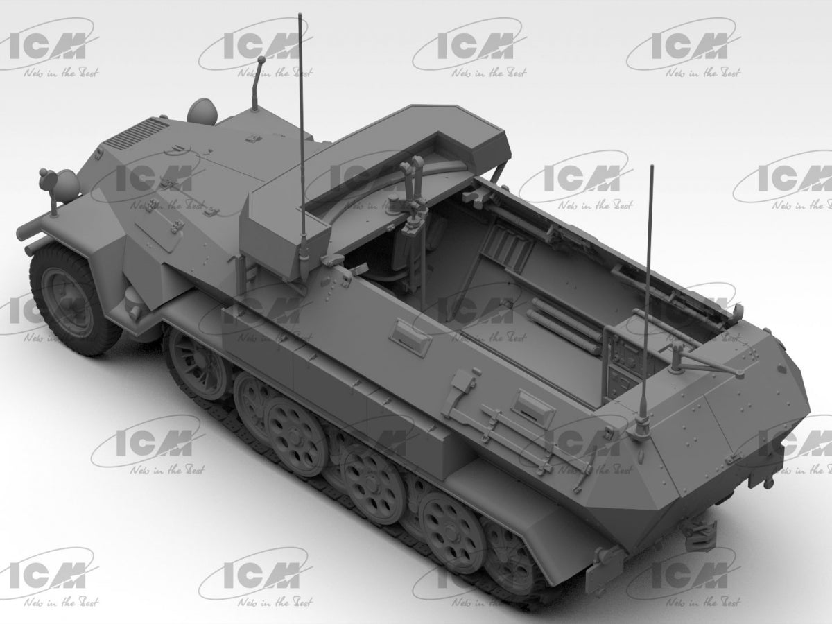 ICM 35105 Beobachtungspanzerwagen Sd.Kfz.251/18 Ausf.A WWII German Observation Vehicle with crew 1/35 – imagen 5