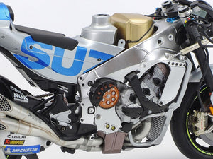 Tamiya 14139 Team Suzuki ECSTAR GSX-RR &amp;#39;20 1/12 – immagine 7