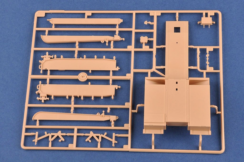 Hobby Boss 85517 Russian BAZ-64022 with 5P85TE2 TEL S-400 1/35 – immagine 12