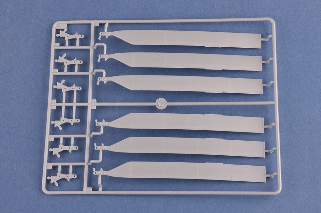 Hobby Boss 81773 CH-47D CHINOOK 1/48 – immagine 9