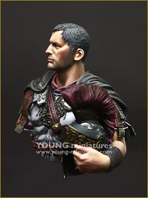 Young Miniatures YH1868 Roman Officer 1/10 – immagine 3