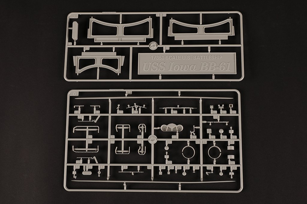 Hobby Boss 86517 USS Iowa BB-61 1/350 – immagine 9