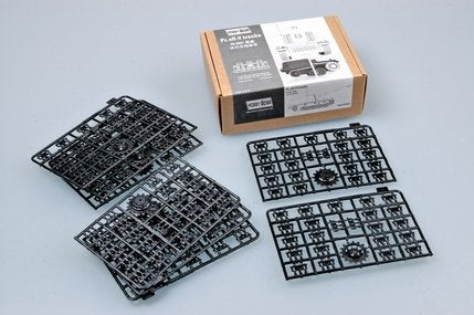 Hobby Boss 81001 Pz.Sfl.V Sturer Emil tracks 1/35