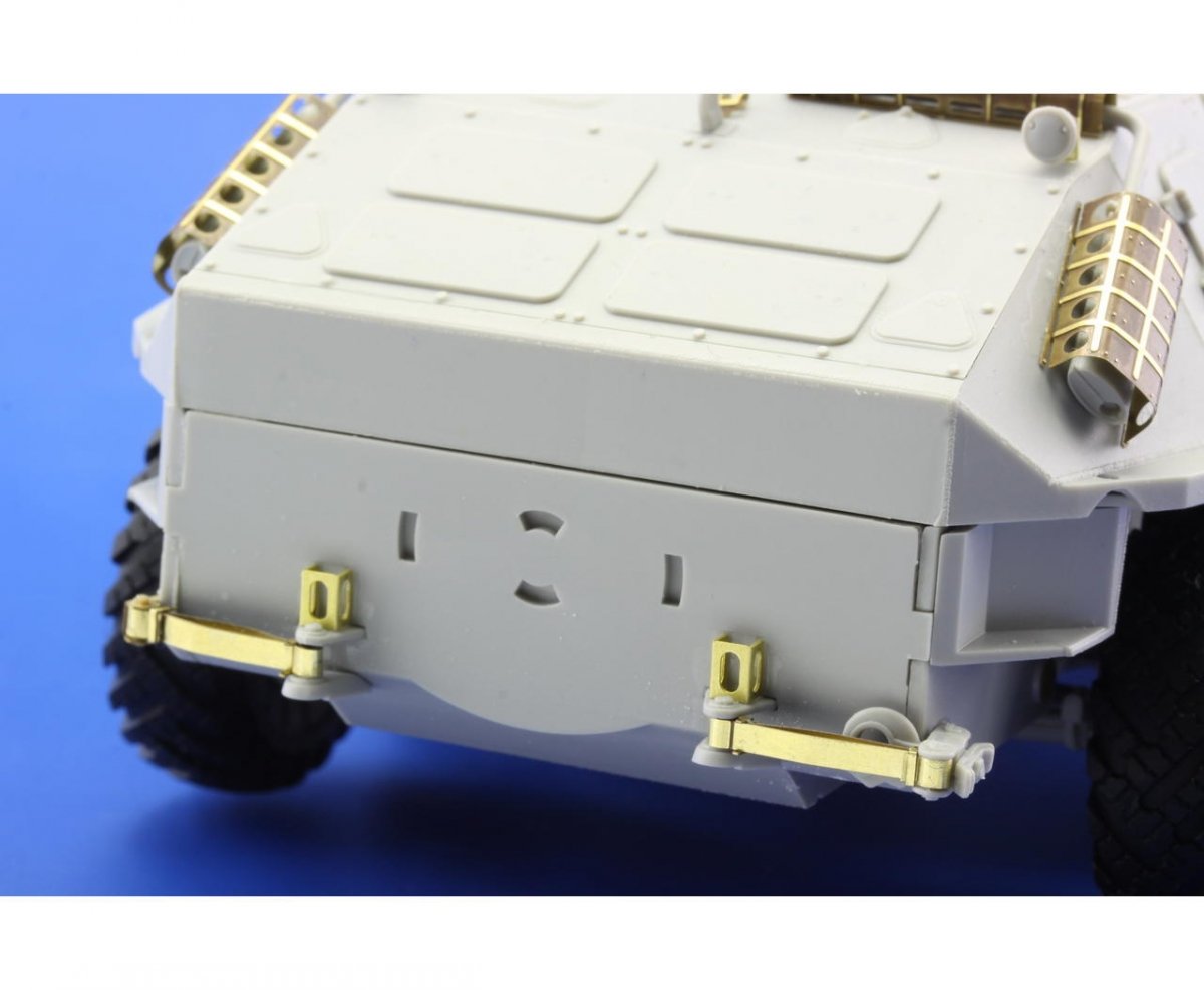 Eduard 36186 BTR-60P APC 1/35 Trumpeter – image 10