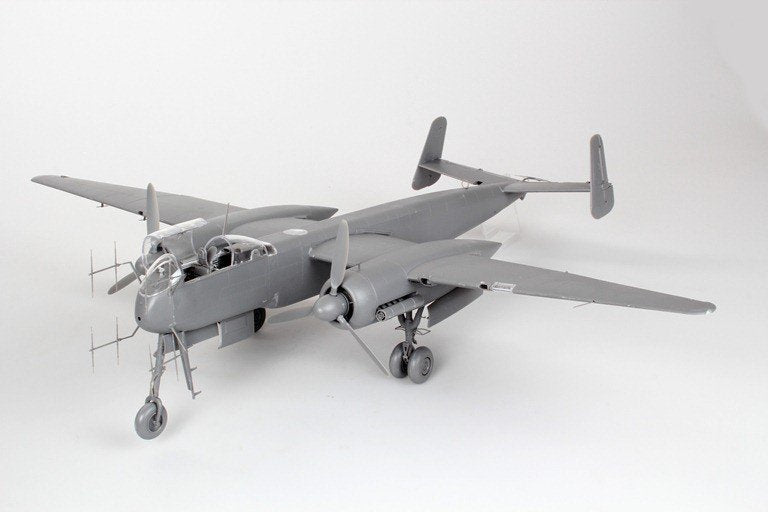 Revell 04666 Heinkel He 219 A-7 (A-5/A-2 Late) Uhu 1/32 – Bild 2