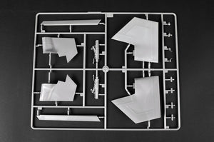 Trumpeter 03231 F-35A Lightning II 1/32 – image 11