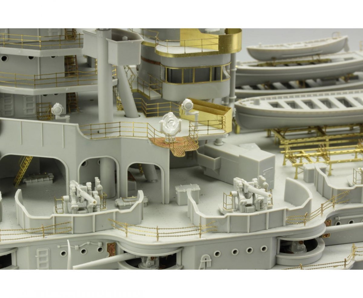 Eduard 53111 USS Arizona part 5 - railings TRUMPETER 1/200 – Bild 7