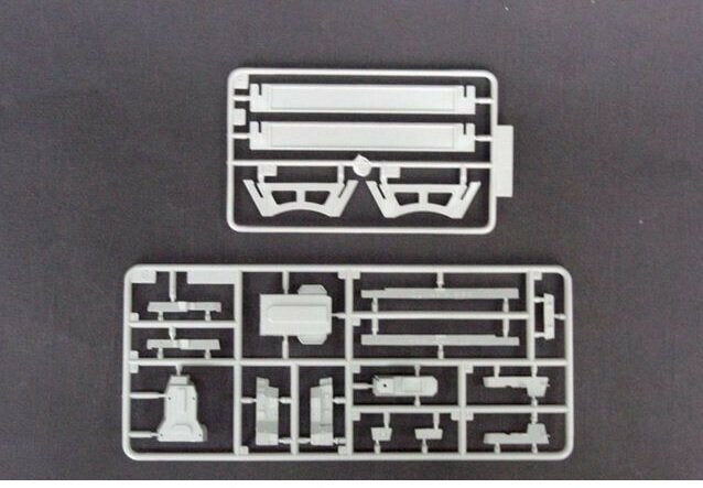 Trumpeter 05708 USSR Frunze Battle Cruiser 1/700 – imagen 7