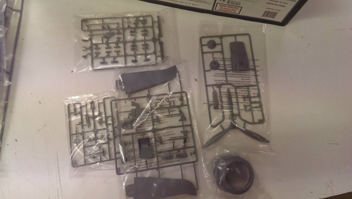 I Love Kit 61801 SBD-3-4 Dauntless 1/18 – Bild 3