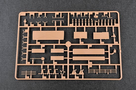 Trumpeter 09538 Sd.Kfz.8 (DB9)Half-Track Artillery Tractor 1/35 – Bild 9
