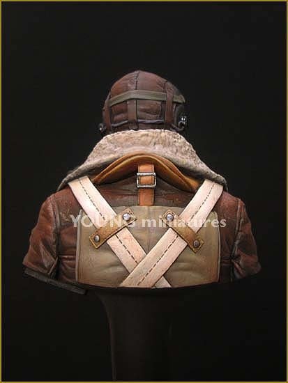 Young Miniatures YM1815 B-17 Waist Gunner ETO, 1944 1/10 – zdjęcie 6