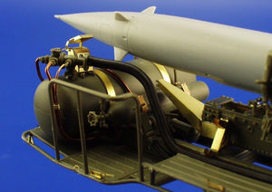 Eduard 35663 SA-2 missile with trailer 1/35 Trumpeter – Bild 3