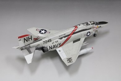 Fine Molds FP43S U.S. Navy Jet Fighter F-4J &amp;quot;Aardvarks&amp;quot; 1/72 – imagen 6