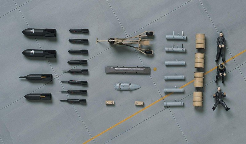 Hasegawa X48-9 Luftwaffe Pilot figures and Equipment W.W.II 1/48 – Bild 2