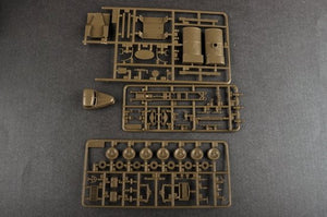 Trumpeter 01104 JIEFANG CA-30 FUEL TRUCK 1/72 – immagine 3