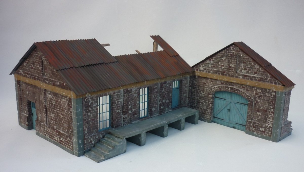 RT-Diorama 35211 Freight Shed (Modular System) 1/35 – imagen 11