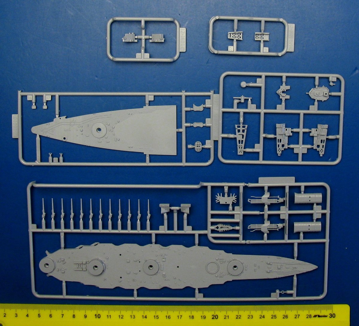 Aoshima 00251 I.J.N. Battleship Yamashiro 1944 1/700 – imagen 8