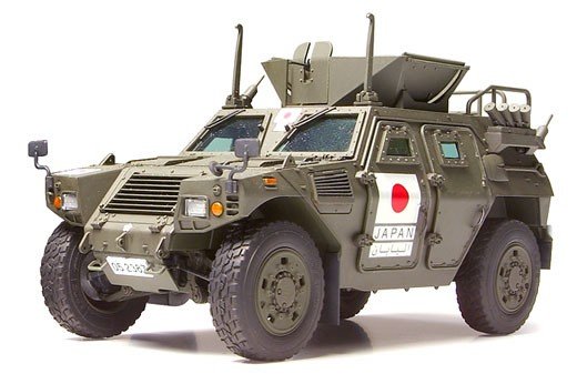 Tamiya 35275 JGSDF Light Armored Vehicle Iraq Humanitarian Assistance Team 1/35 – Bild 4