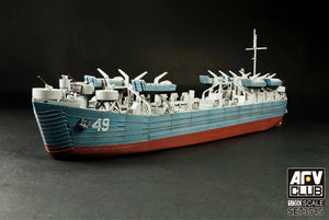 AFV Club SE73515 US NAVY TYPE 2 LSTs LST-1 CLASS 1/350 – Bild 2