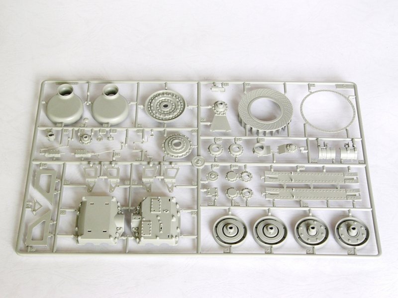Trumpeter 00905 T-34/76 Model 1942 1/16 – image 11
