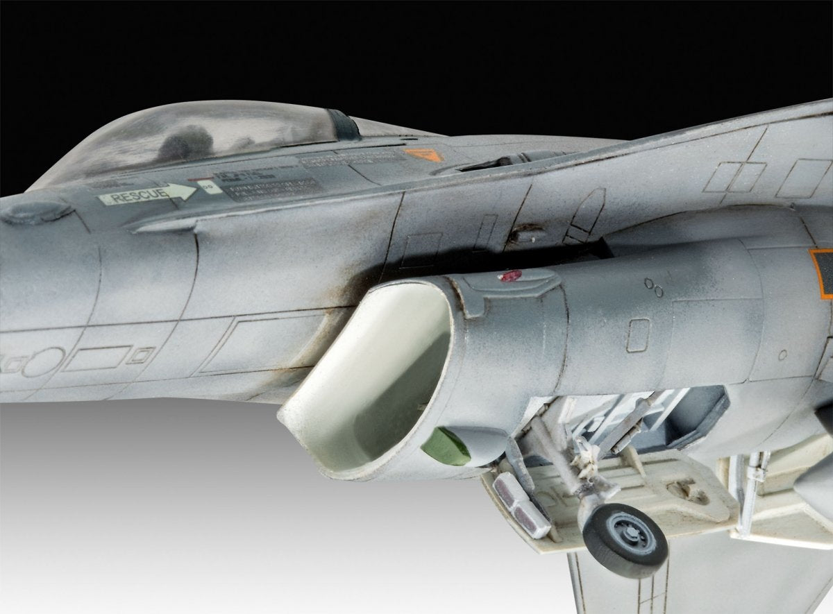 Revell 03860 Tiger Meet 2018 Lockheed Martin F-16 MLU 31st Sqn. Kleine Brogel 1/72 – Bild 2