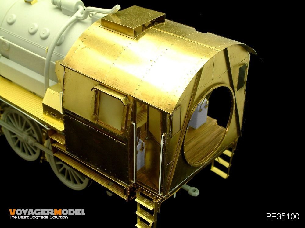 Voyager Model PE35100 BR 52 Driver&amp;#39;s Cabin 1/35 – image 2