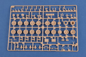 Hobby Boss 84503 Leopard C2 (Canadian MBT) 1/35 – image 11