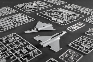 Trumpeter 01690 PAF J-10CE Multi-Role Fighter &amp; IAF Rafale 2 in 1 1/72