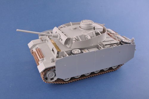 Heller 30321 Pz.Kpfw.III Ausf.J (5cm KwK 38 L/42), Ausf.J (5cm KwK 39 L/60), Ausf.L, Ausf.M 1/16 – imagen 3