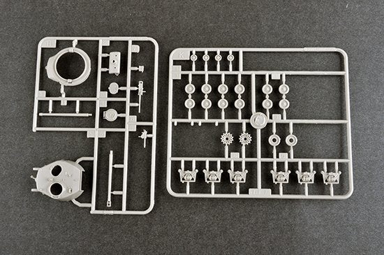 Trumpeter 07168 US M4A3E8 with 105mm M4 1/72 – zdjęcie 3