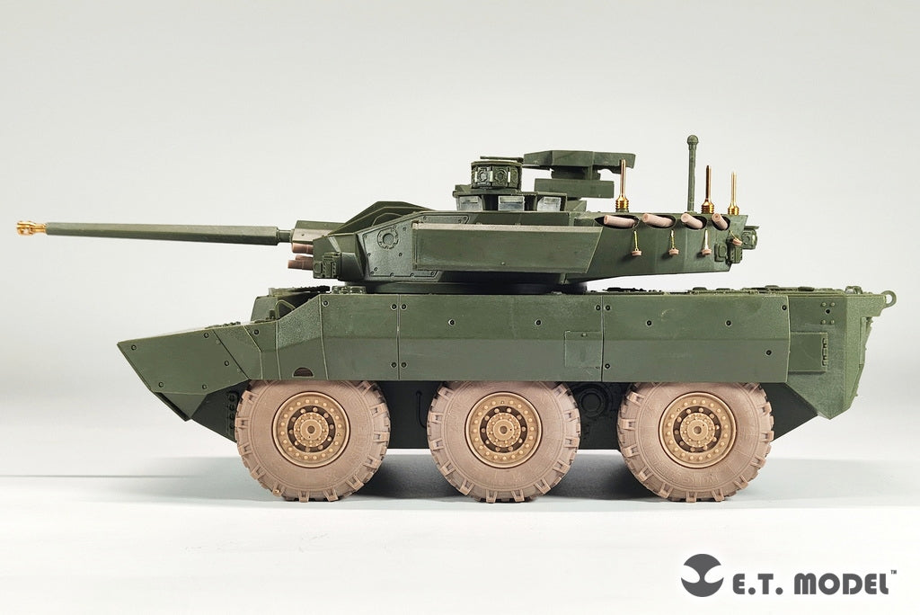 E.T. Model P35-167 Modern French AMX-10RCR Tank Destroyer Sagged wheels 1/35 – imagen 8