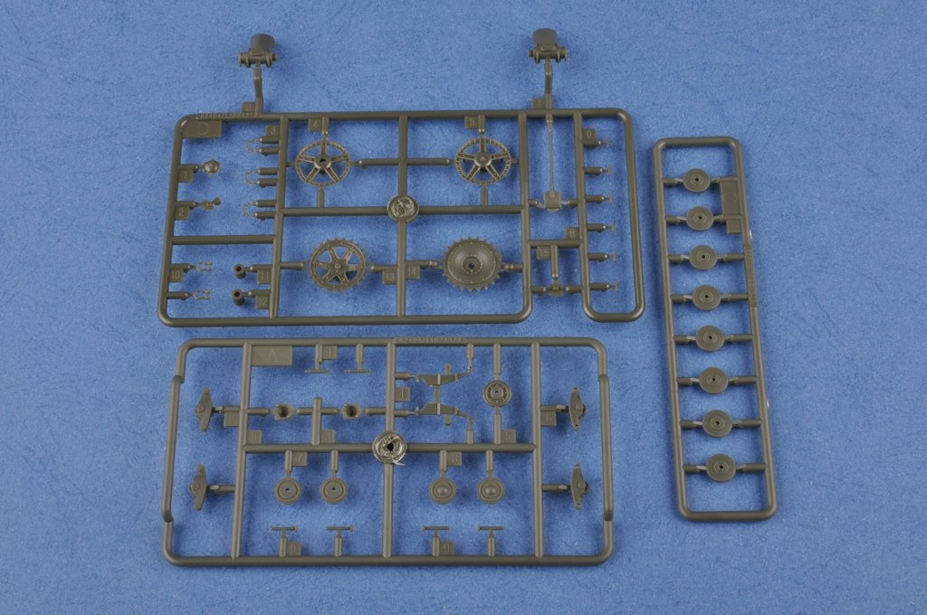 Hobby Boss 82495 Soviet T-26 Light Infantry Tank Mod.1933 1/35 – imagen 8