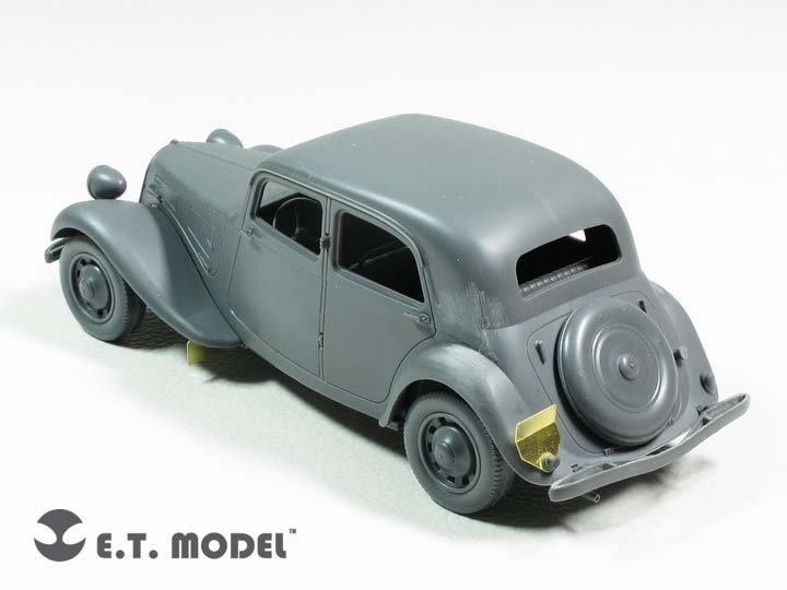 E.T. Model E35-229 WWII CITROEN Traction 11CV Staff Car (For TAMIYA 35301) 1/35 – immagine 3