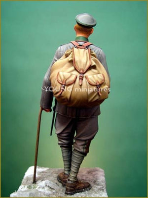 Young Miniatures YM7001-R Oberleutnant 3rd Light Infantry Regiment 1917 70mm – Bild 4