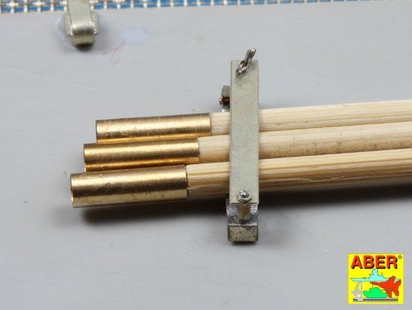 Aber 16052 Barrel cleaning rods with brackets for Tiger II 1/16 – imagen 9