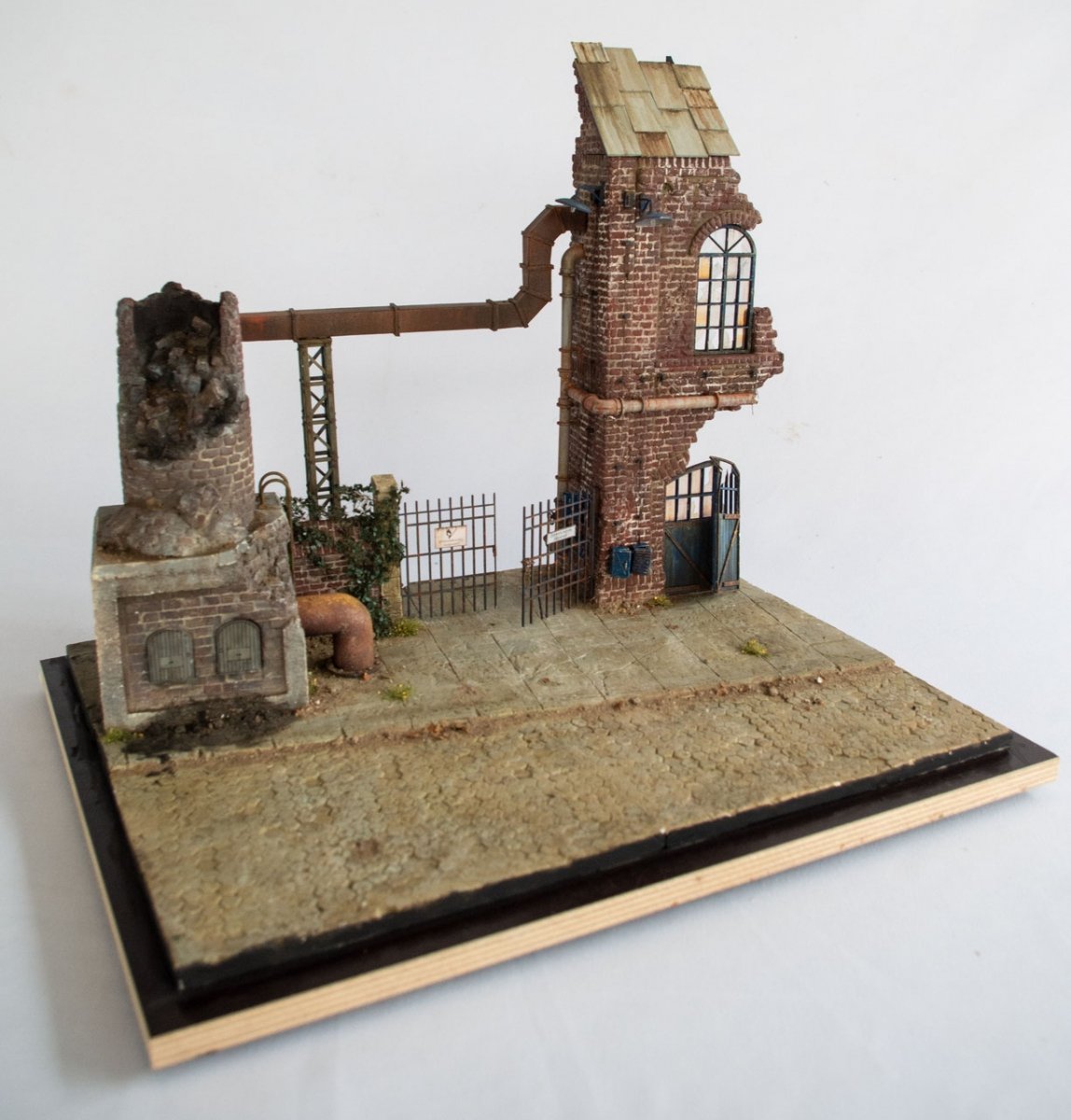 RT-Diorama 35304 Diorama-Base: &amp;quot;Grudinin Mill Stalingrad&amp;quot; 1/35 – Bild 4