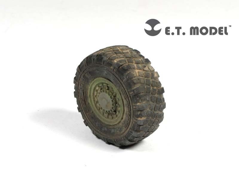 ET Model ER35-017 US ARMY LAV Weighted Road Wheels Wide for Trumpeter 1/35