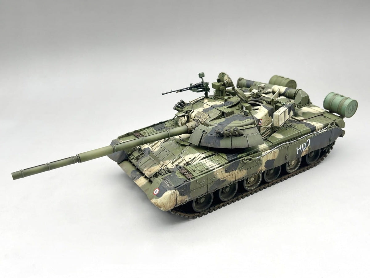 Amusing Hobby 35A060 Russian Main Battle Tank T-80U - Full interior kit 1/35 – immagine 3