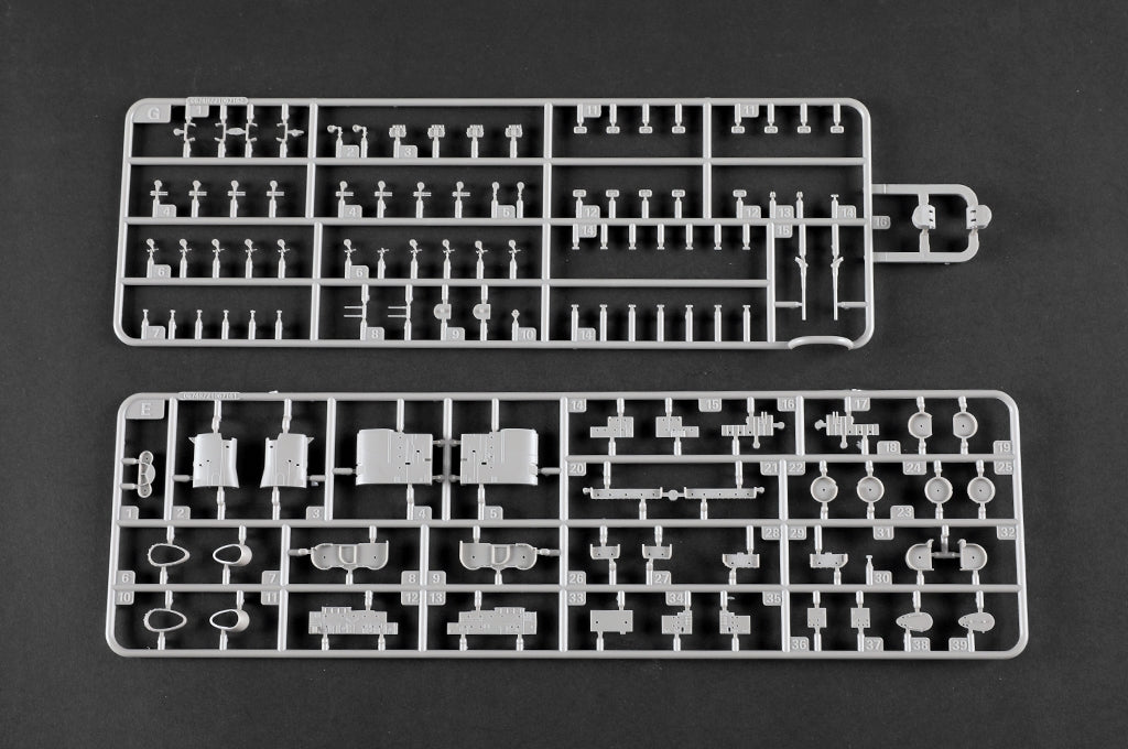 Trumpeter 06749 USS Iowa BB-61 1/700 – image 6