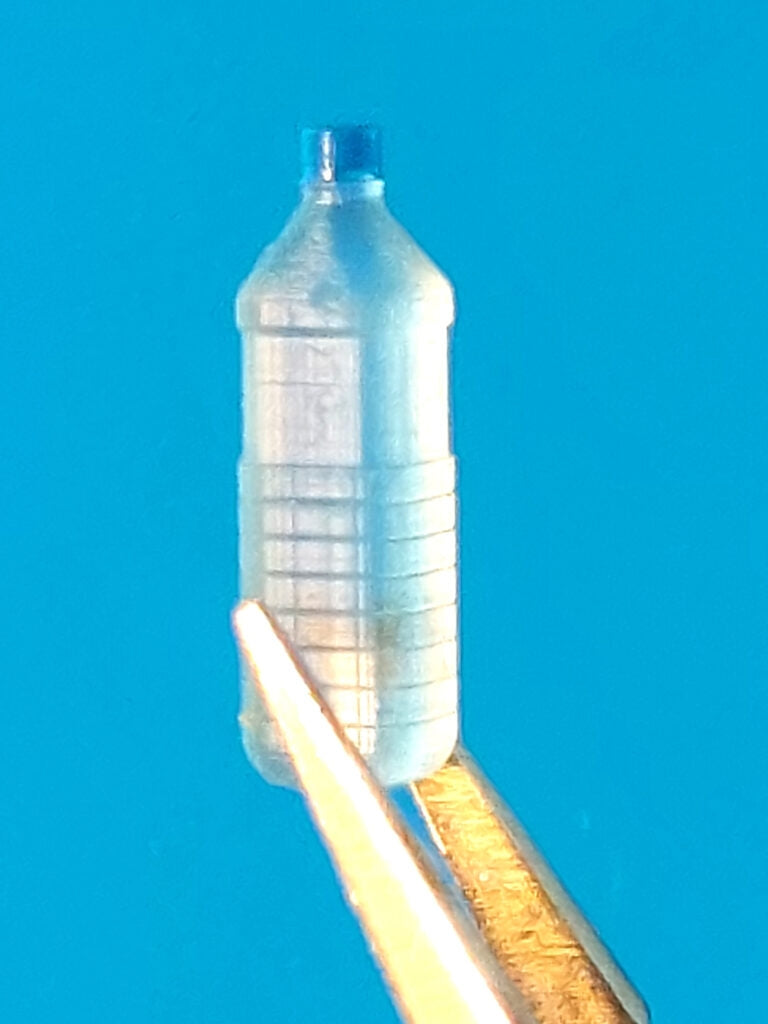 Point de non-retour 3524050 Bouteille en plastique (type I, bleue et transparente) 1/35 – image 6