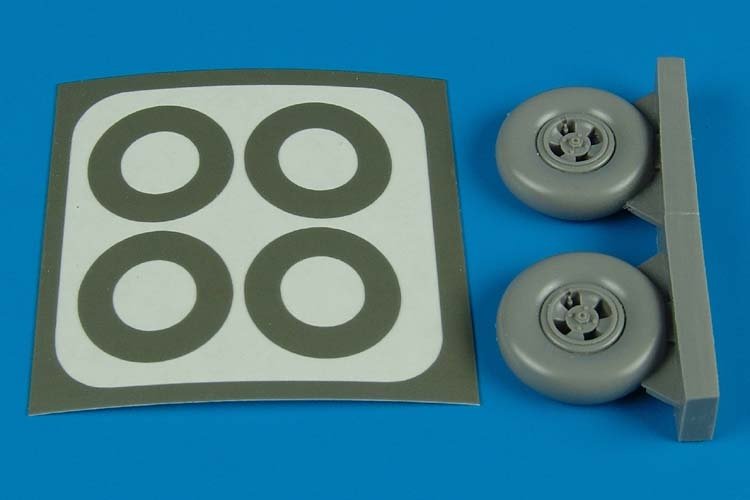 Aires 2128 Spitfire Mk. IX wheels &amp;amp; paint masks 1/32 Other