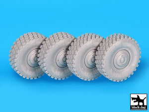 Black Dog T35196 Dingo wheels accessories set 1/35 – imagen 3