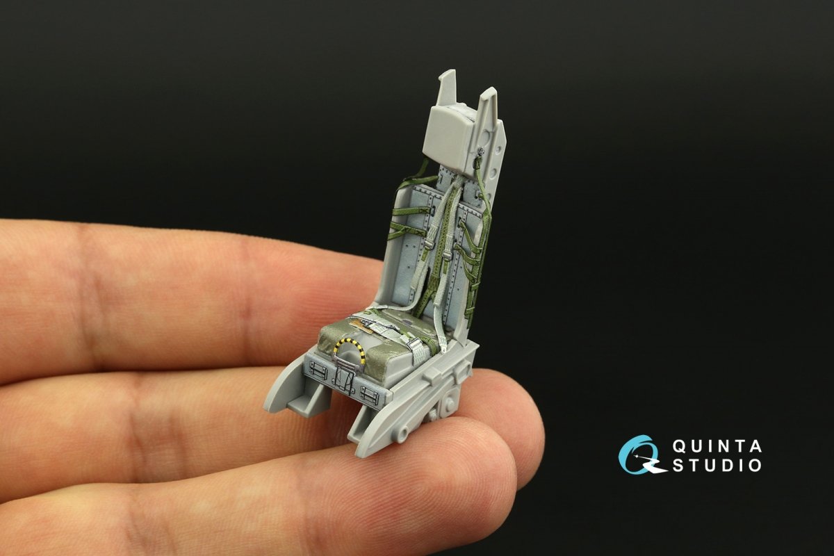 Quinta Studio QR32016 C-2 seat for F-104 family (Italeri) 1/32 – Bild 9