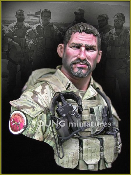 Young Miniatures YM1830 US NAVY SEAL AFGHANISTAN 2005 1/10