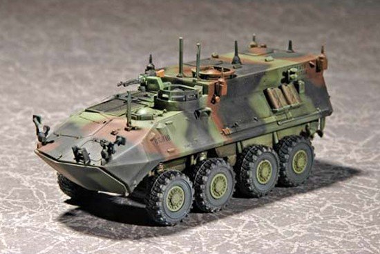 Trumpeter 07270 LAV-C2 (Command & Control) 1/72