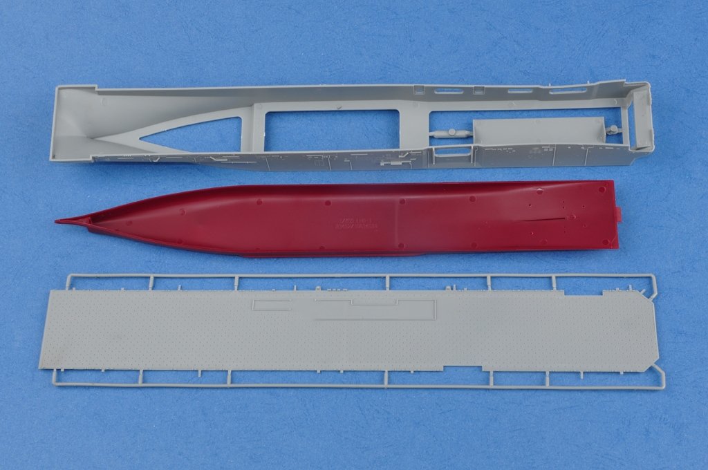 Hobby Boss 83408 USS Iwo Jima LHD-7 1/700 – image 12