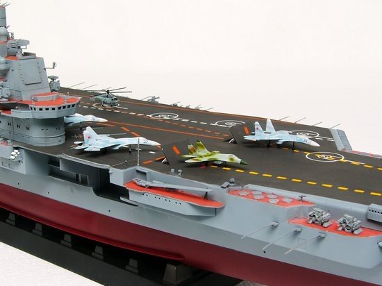 Trumpeter 05606 USSR Admiral Kuznetsov aircraft carrier 1/350 – Bild 10
